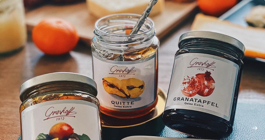 Gläser mit Grashoff's Gelee, Quitte und Granatapfel